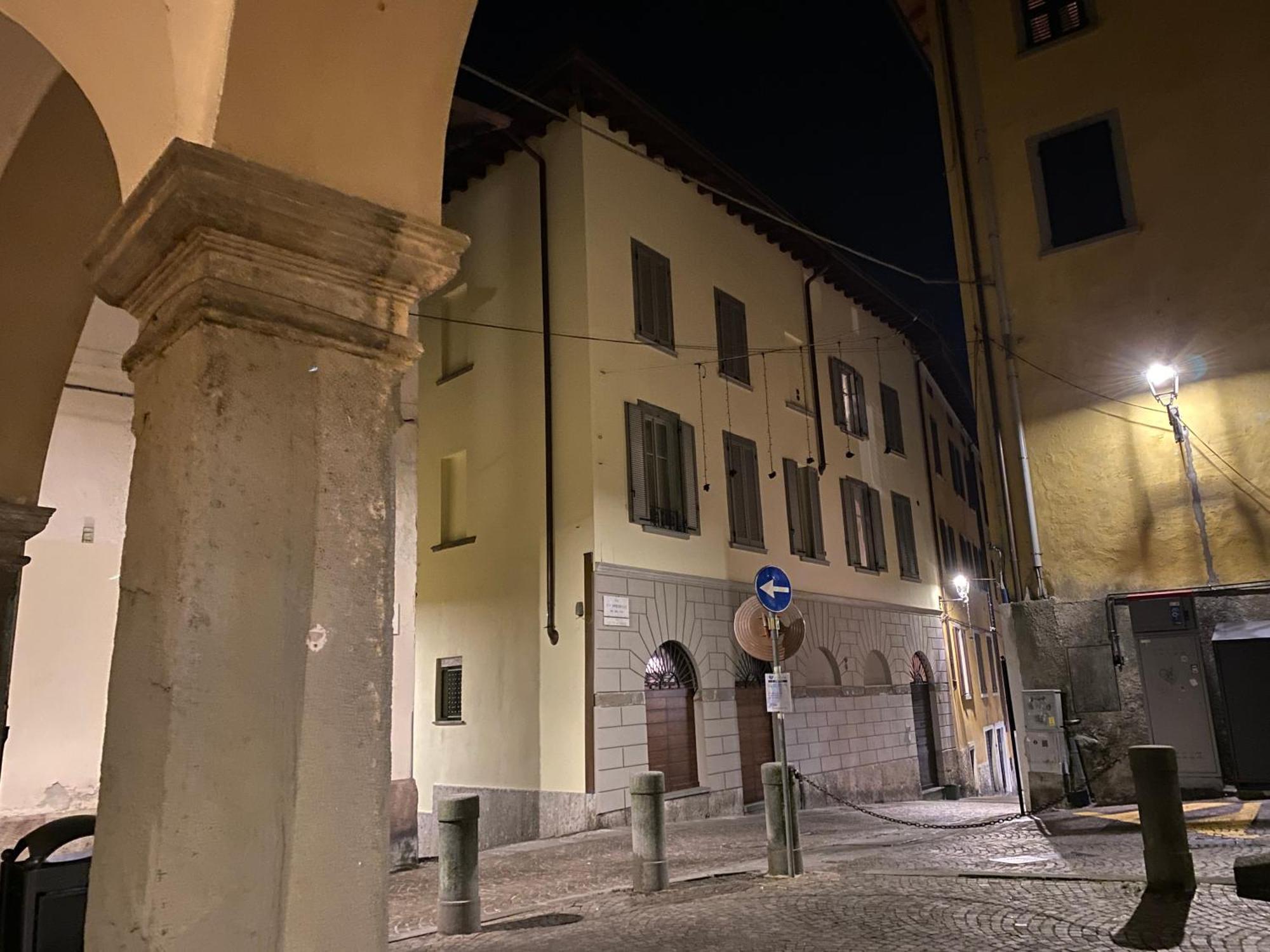 Appartamento Casa Anna Lovere Esterno foto