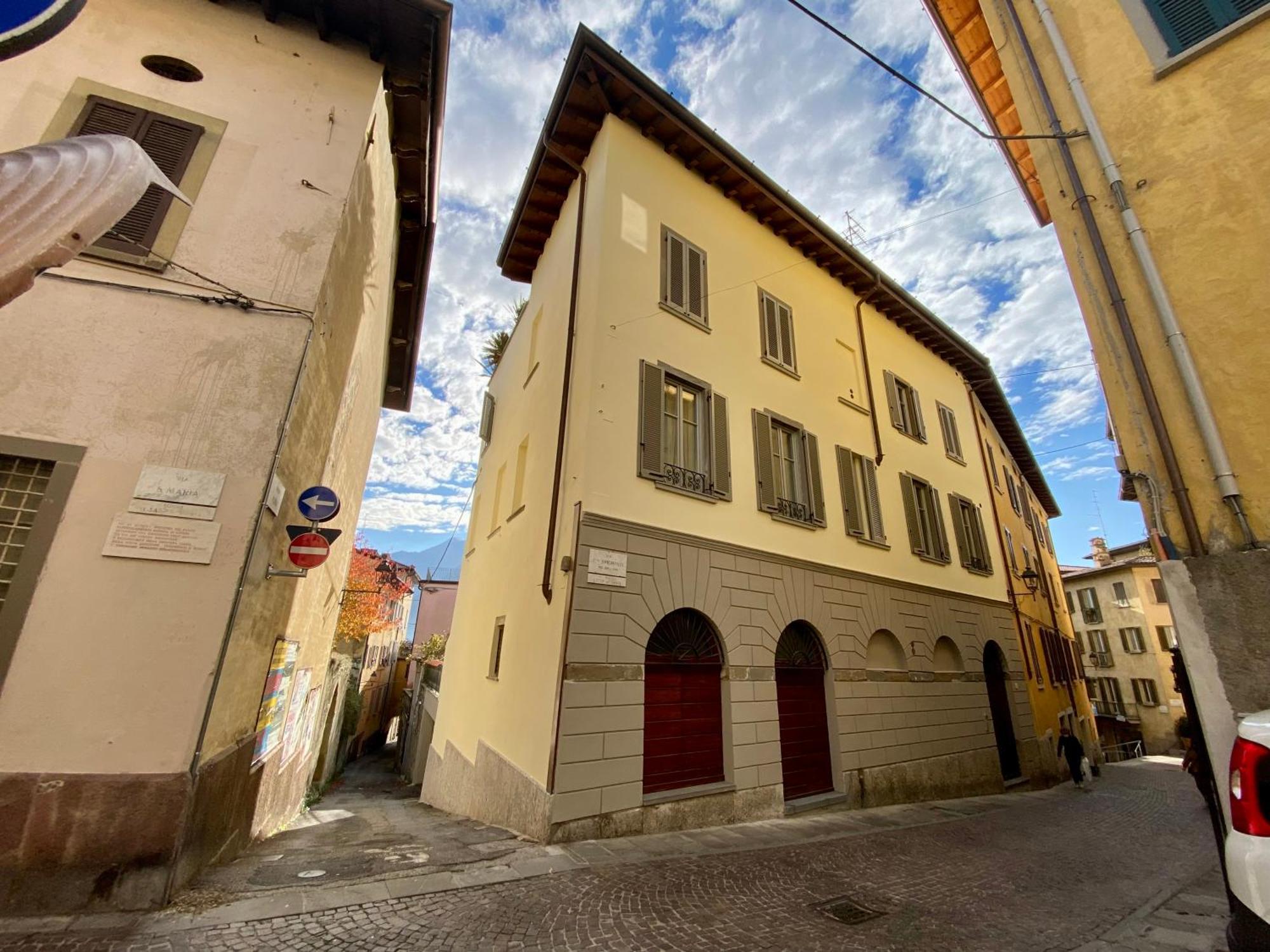 Appartamento Casa Anna Lovere Esterno foto